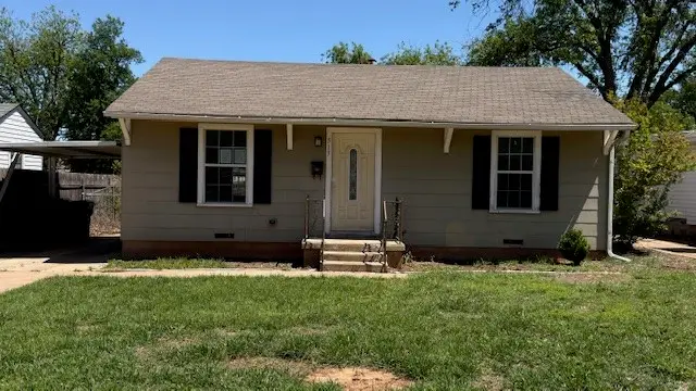 513 W Inwood Drive, Wichita Falls, TX 76301 - #1