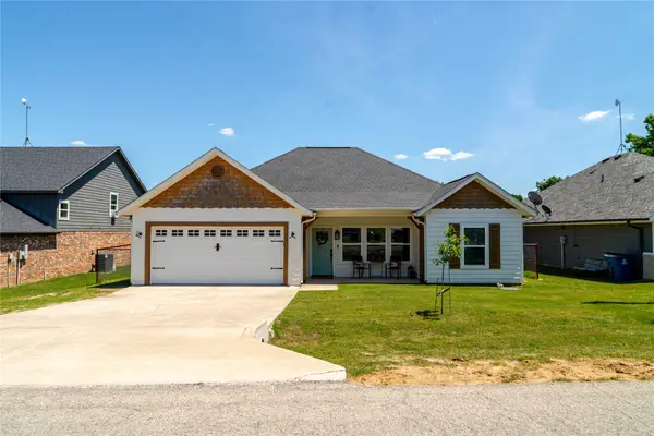 2703 San Gabriel Drive, Granbury, TX 76048