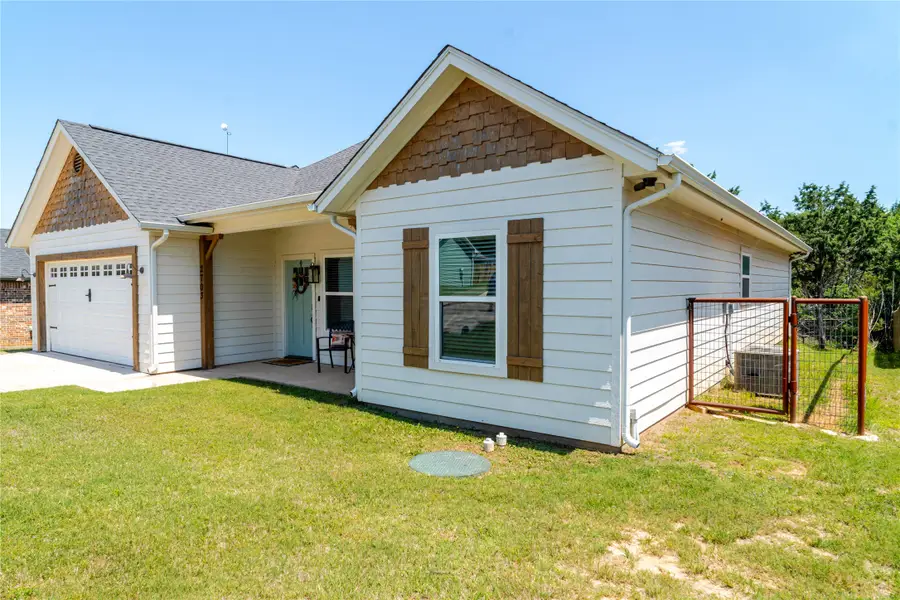 2703 San Gabriel Drive, Granbury, TX 76048 - #3