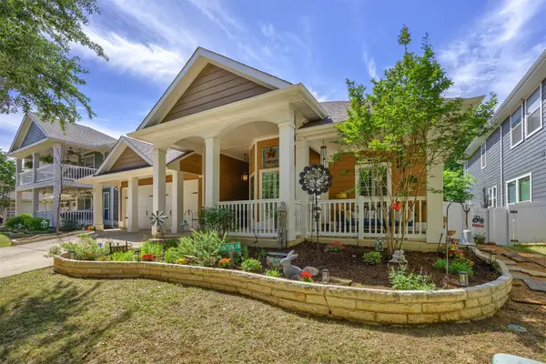 1812 Azalea Drive, Savannah, TX 76227