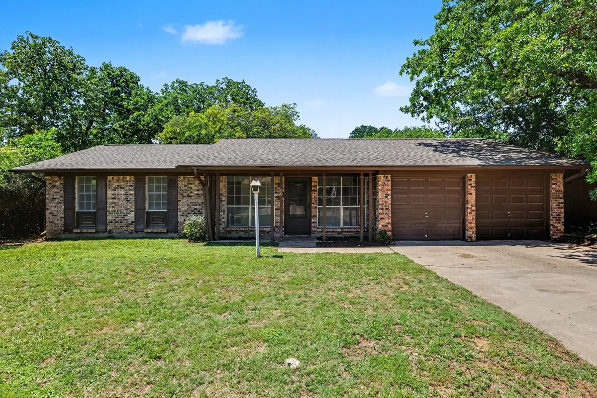 60 Somerset Terrace, Bedford, TX 76022 - #1