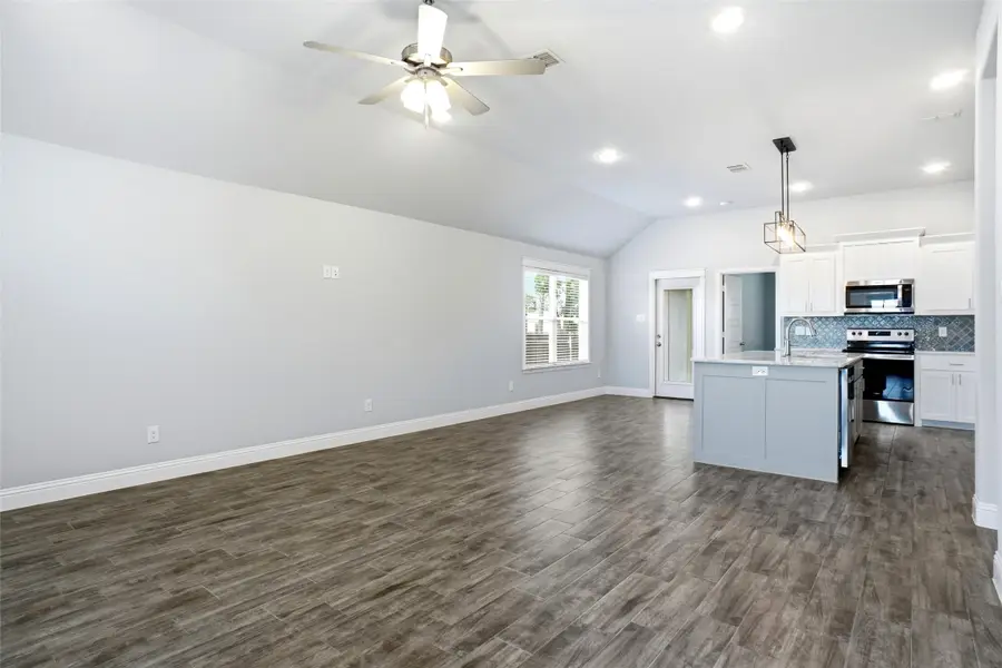 103 Clover Circle, Weatherford, TX 76086 - #2