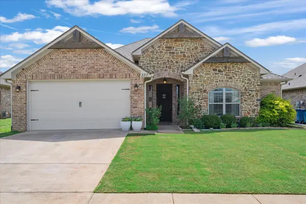 337 Kingdom Boulevard, Lindale, TX 75771