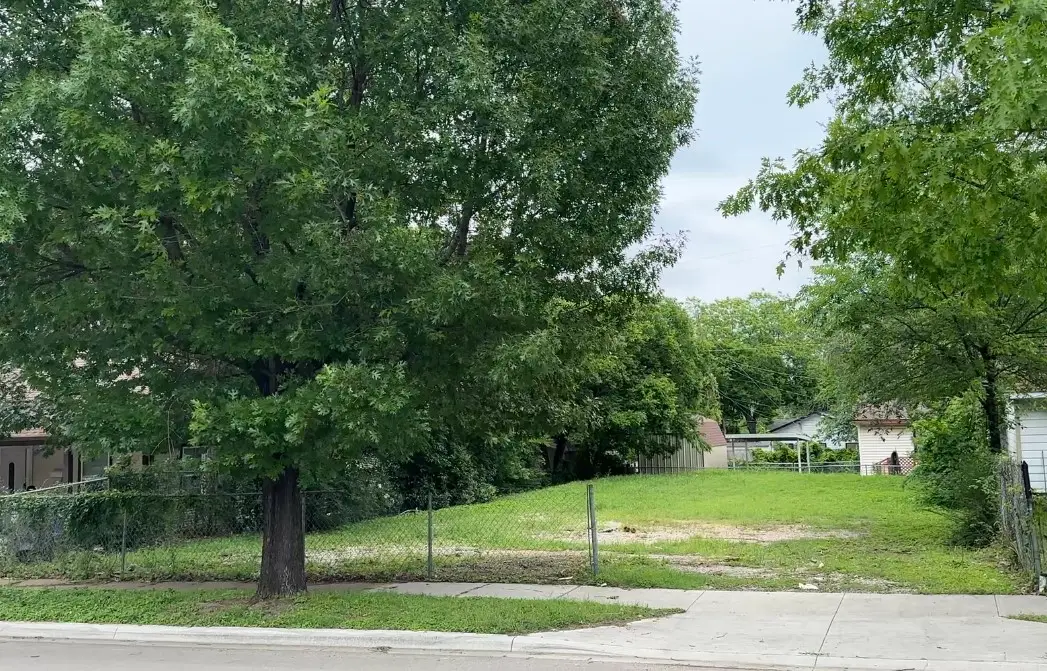 2522 S Ewing Avenue, Dallas, TX 75216 - #1