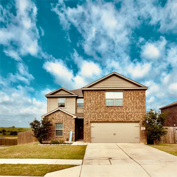 196 Cattlemans Creek Road W, Newark, TX 76071