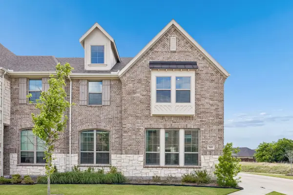 7035 Granbury Lane, Grand Prairie, TX 75054