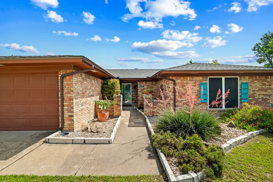 224 Overcrest Drive, Benbrook, TX 76126 - #3
