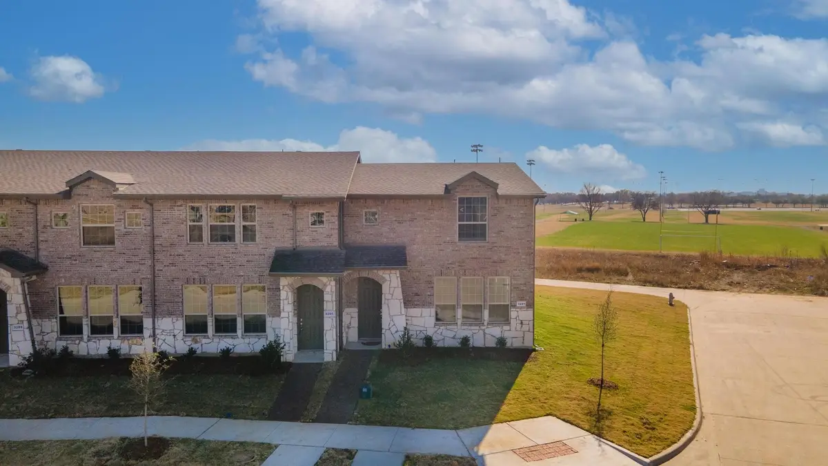 3201 Solana Circle, Denton, TX 76207 - #1