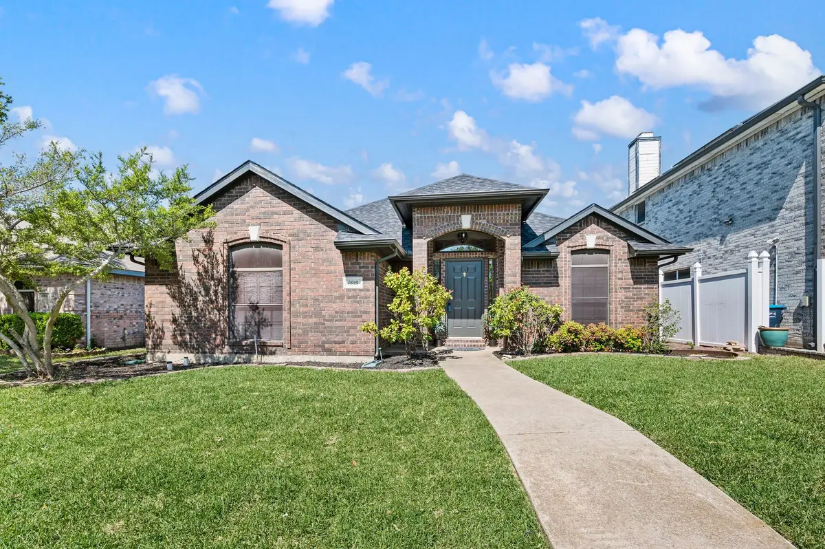 6913 Indiana Avenue, Fort Worth, TX 76137 - #1