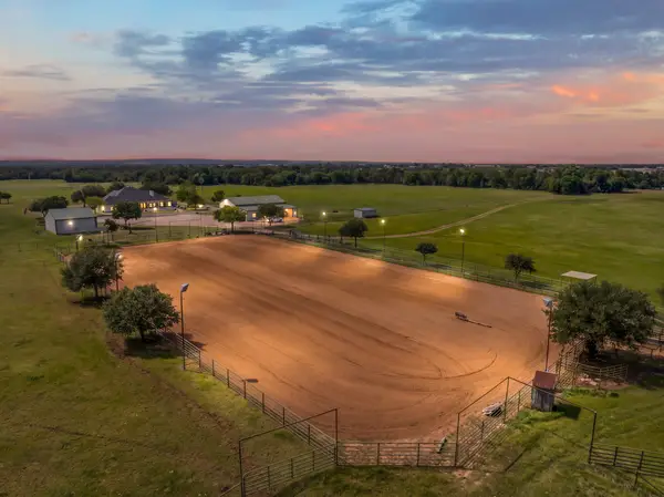 883 N Speegleville Road, Woodway, TX 76712