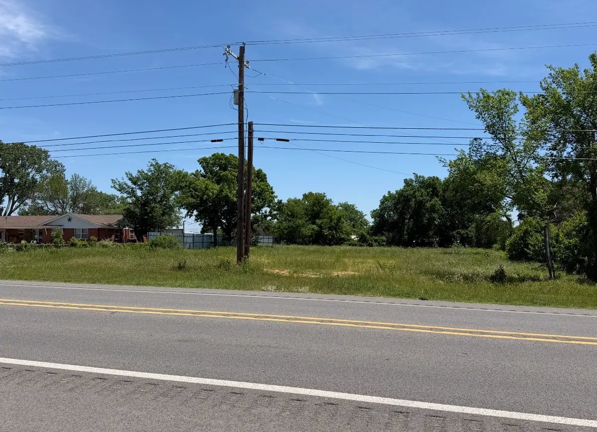 11796 Fm 730 N, Azle, TX 76020 - #1
