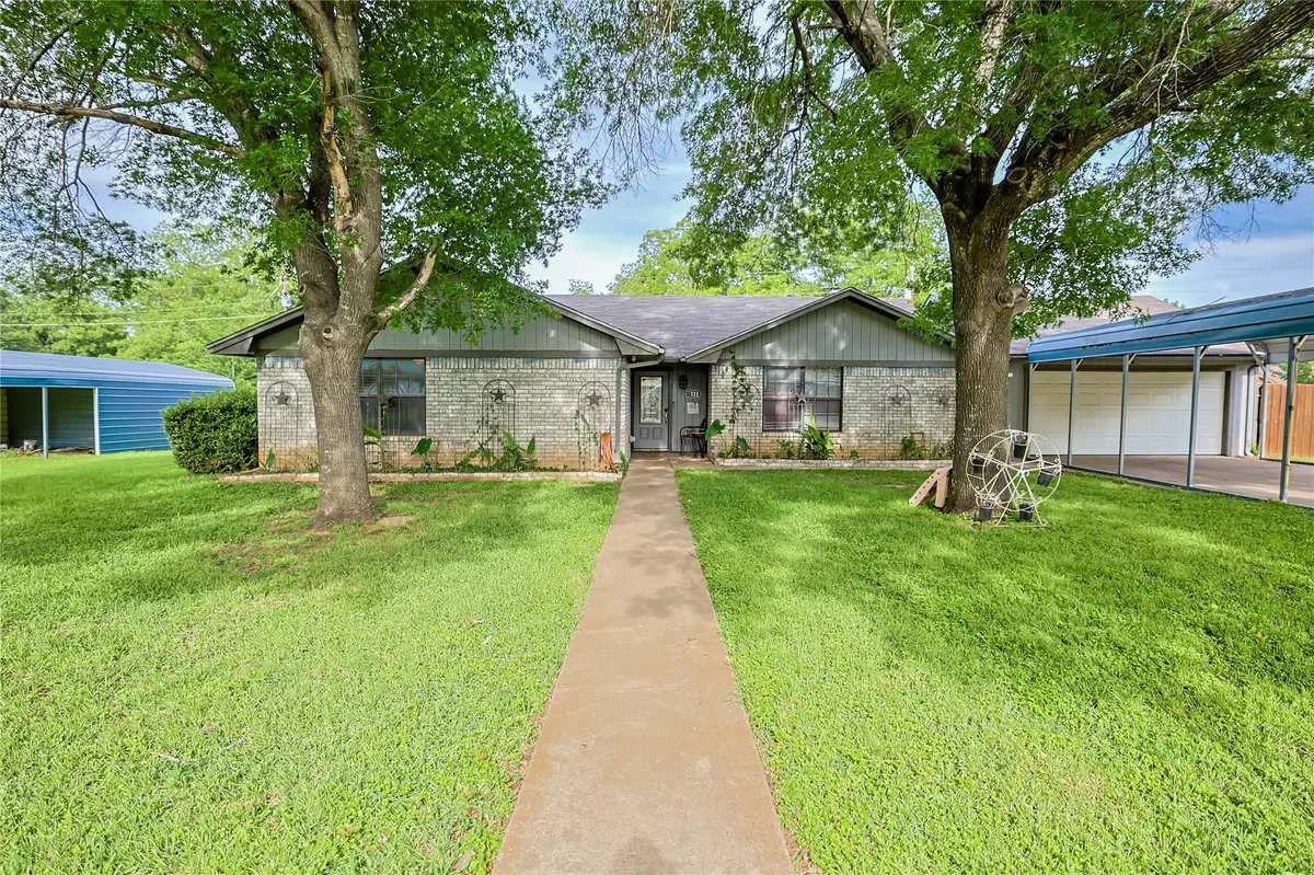 111 Songwood Drive, Weatherford, TX 76087 - #1