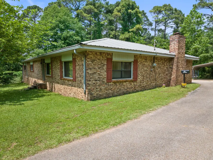 604 Kasling Street, Hughes Springs, TX 75656 - #2