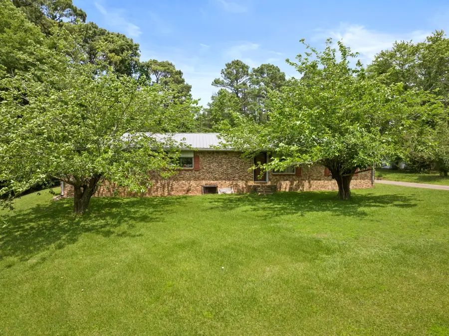 604 Kasling Street, Hughes Springs, TX 75656 - #3