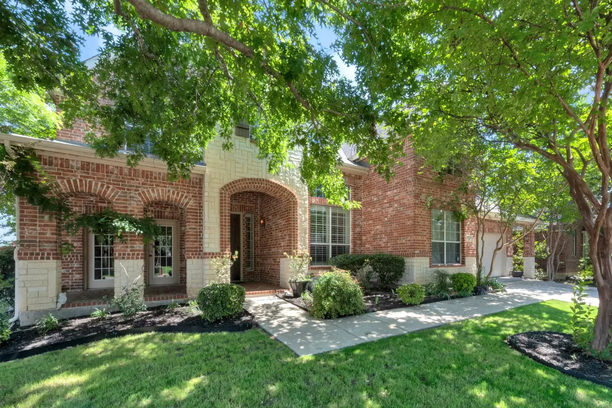 4304 Lone Oak Drive, Mansfield, TX 76063 - #1