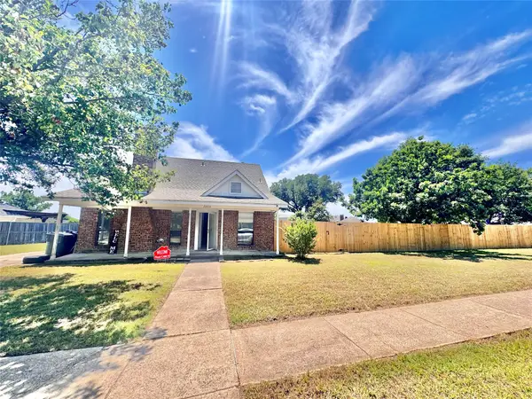 2006 Toulon Lane, Carrollton, TX 75007