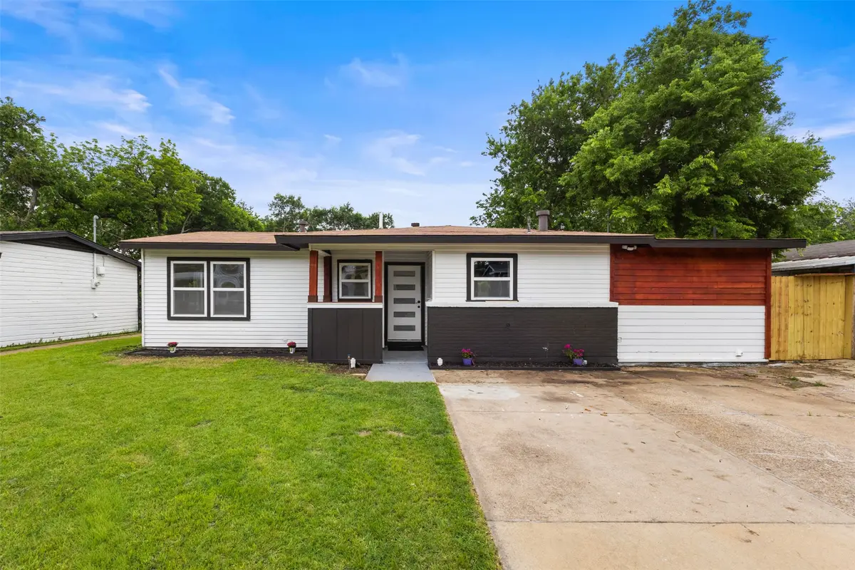 2006 Ridgeway Street, Arlington, TX 76010 - #1