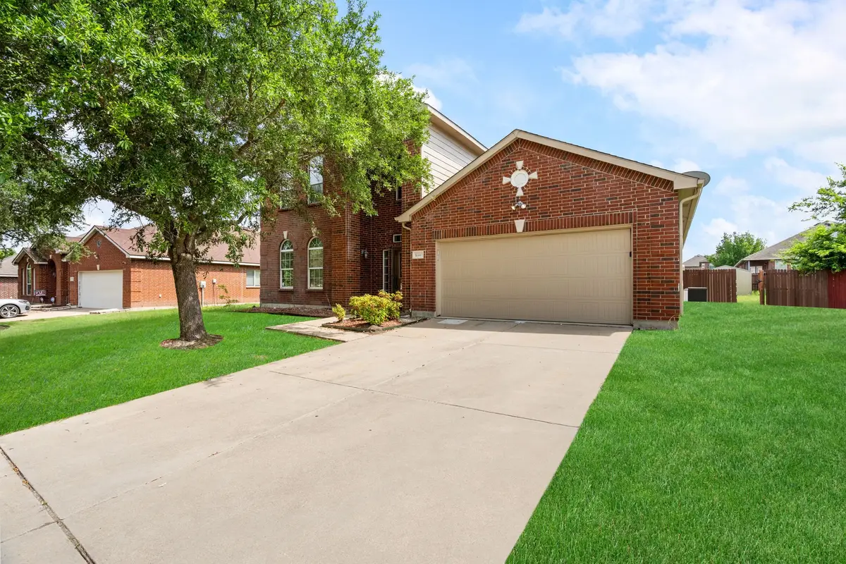 1738 Rock Ridge Drive, Cedar Hill, TX 75104 - #1