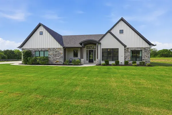 434 Younger Ranch Road, Azle, TX 76020
