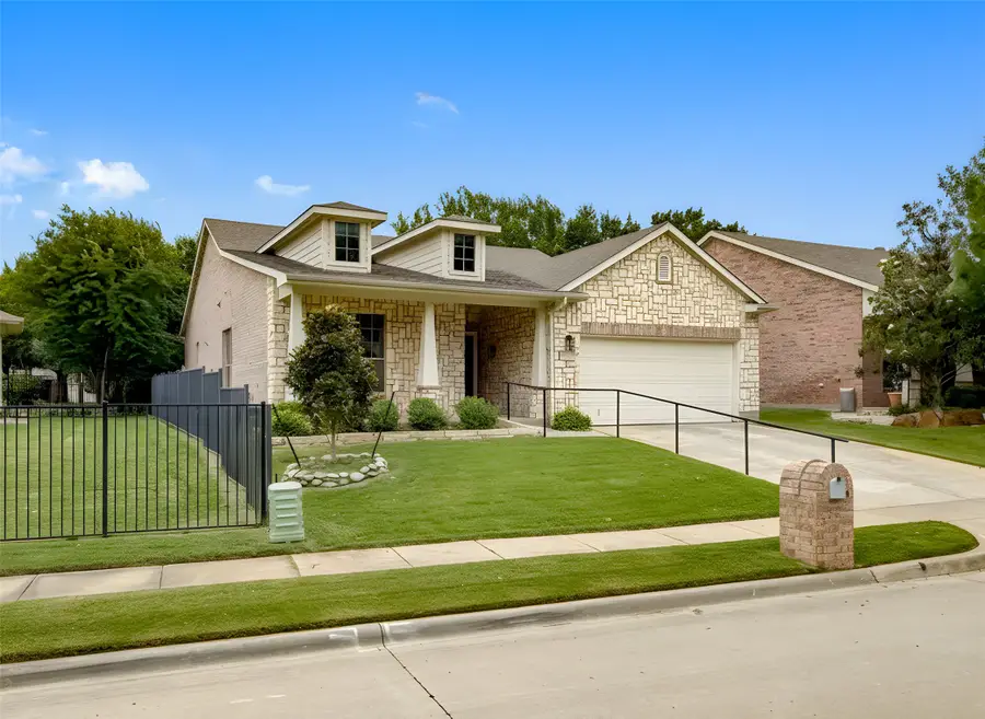 6820 Algarve Drive, Denton, TX 76210 - #2