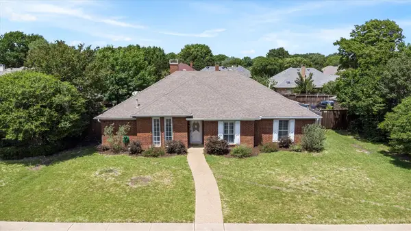 917 Willow Brook Drive, Allen, TX 75002