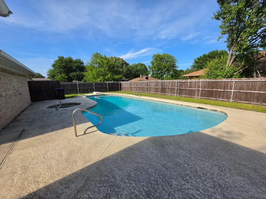 10501 Oak Creek Drive, Greenville, TX 75402 - #3