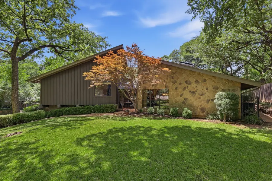 5 Country Place Circle, Dalworthington Gardens, TX 76016 - #3