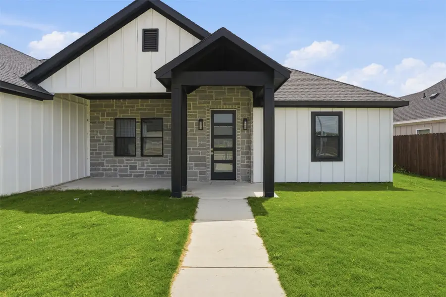 544 Highview Court, Godley, TX 76044 - #3