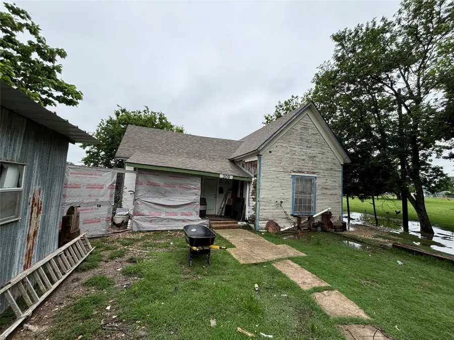 309 S Barry Street, Mertens, TX 76666 - #3