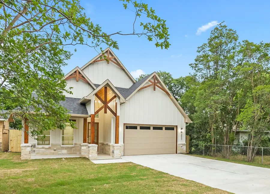3037 Hiawatha Trail, Lake Worth, TX 76135 - #2