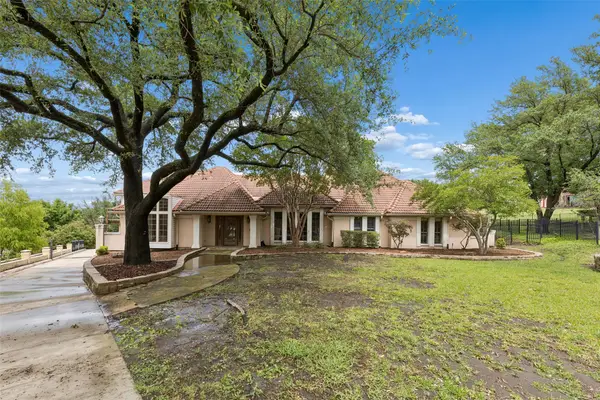 4 Eastshore Road, Heath, TX 75032