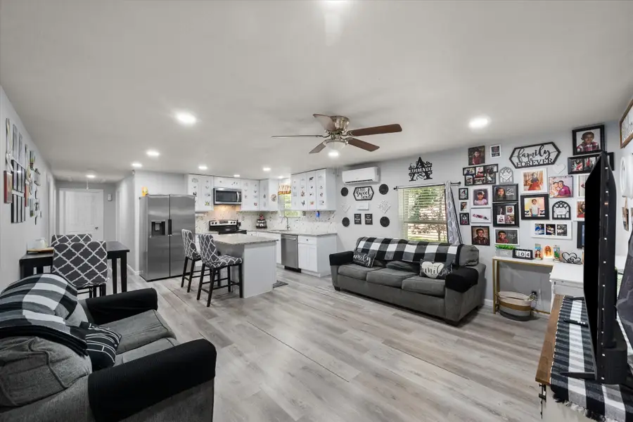 703 N Goodman Avenue, Kerens, TX 75144 - #2