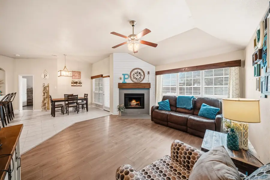 112 Sumac Drive, Waxahachie, TX 75165 - #2