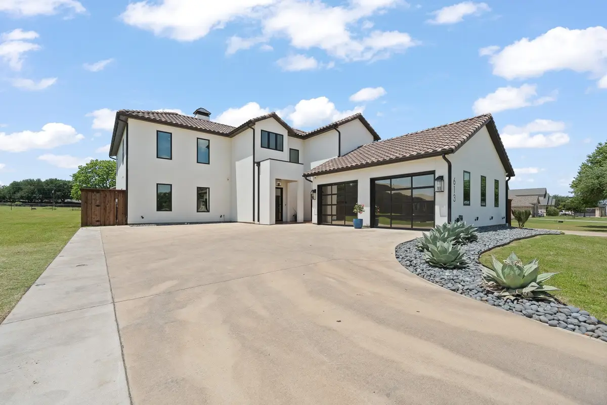 613 Wildcat Way, Kennedale, TX 76060 - #1