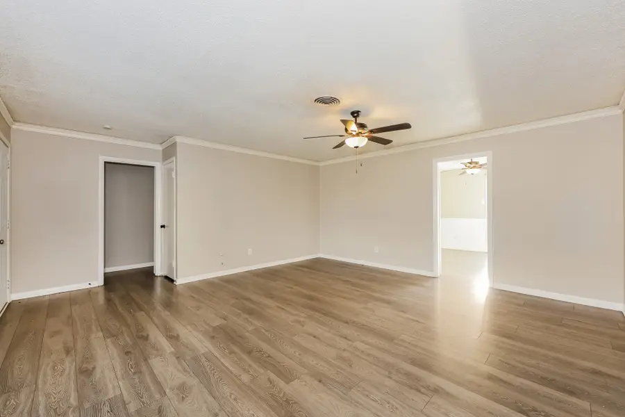 5604 Odessa Avenue, Fort Worth, TX 76133 - #3
