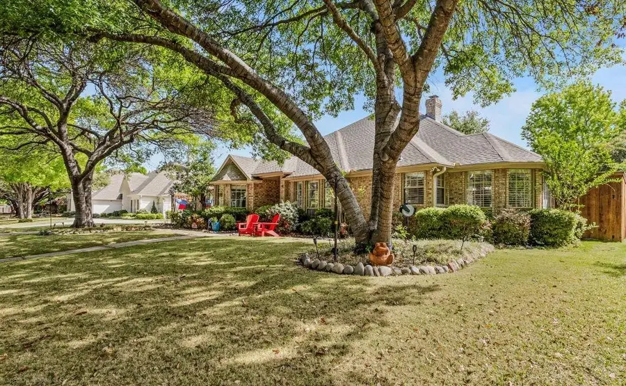 5017 River Bluff Drive, Fort Worth, TX 76132 - #2