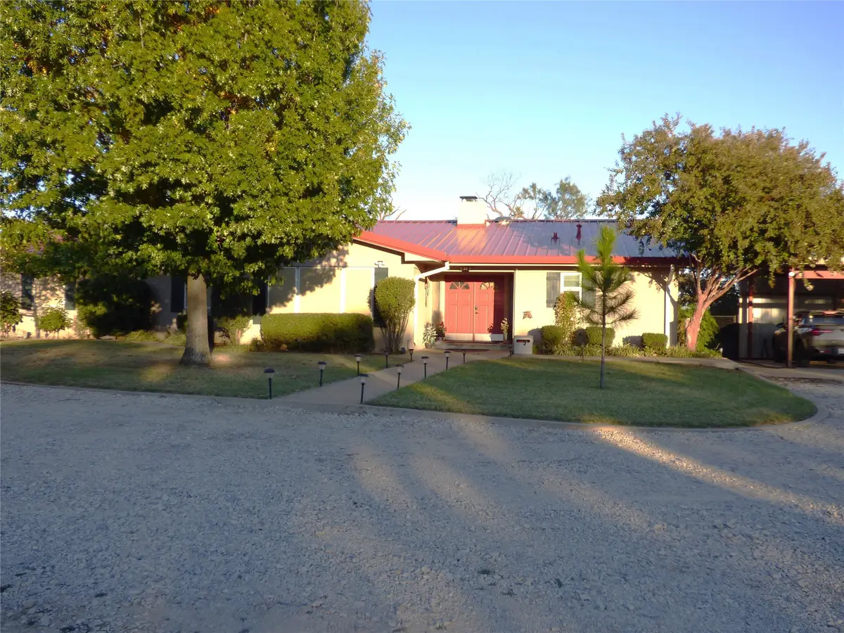 1010 W Moss Street, Eastland, TX 76448 - #1