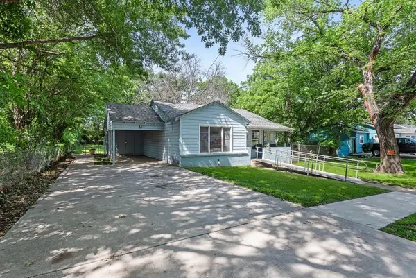 3917 Menn Street, Haltom City, TX 76117