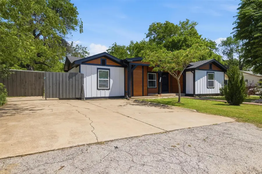 6824 Lakeside Drive, Lake Worth, TX 76135 - #2