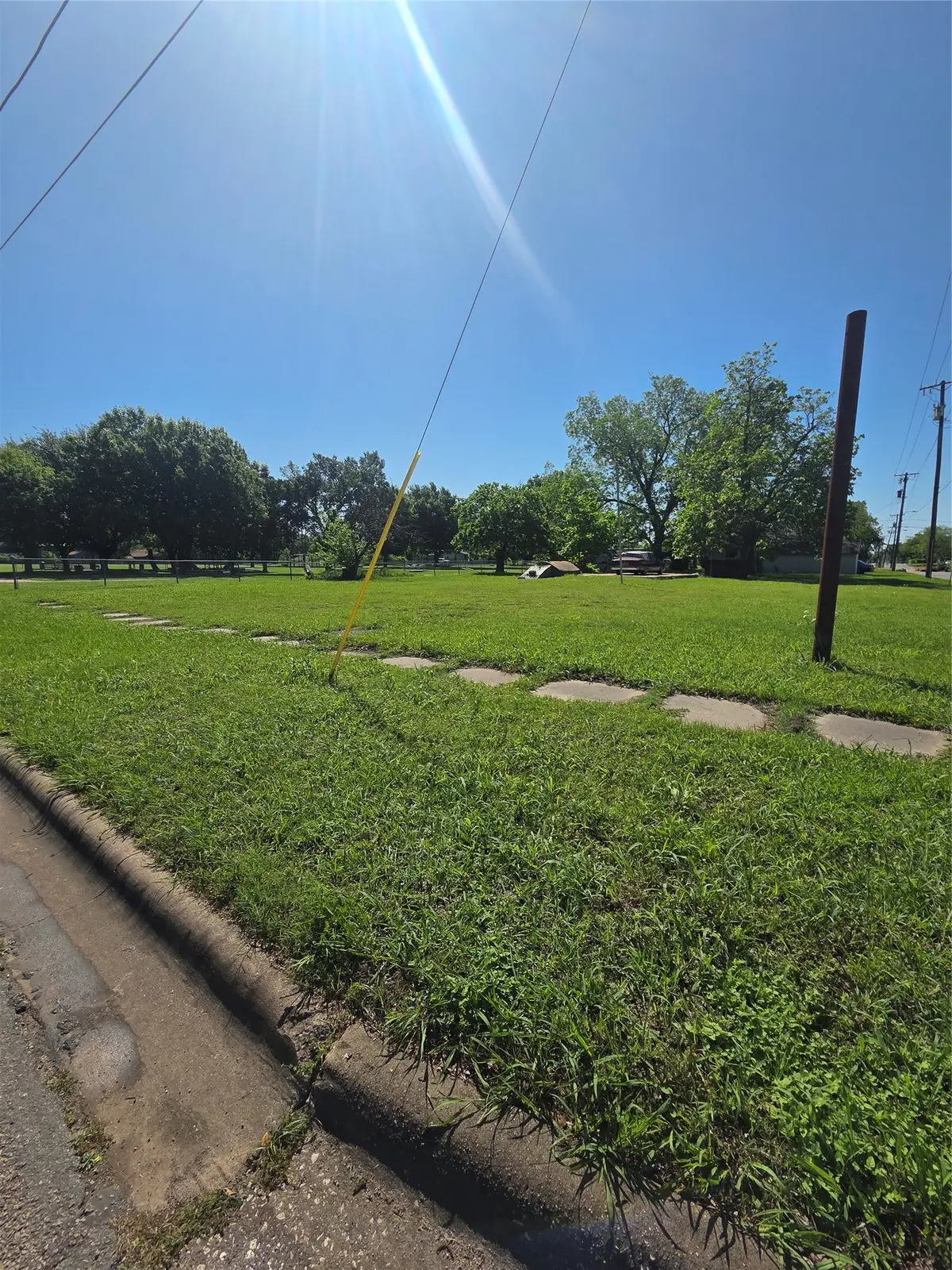 500 E Evergreen Street, Sherman, TX 75090 - #1