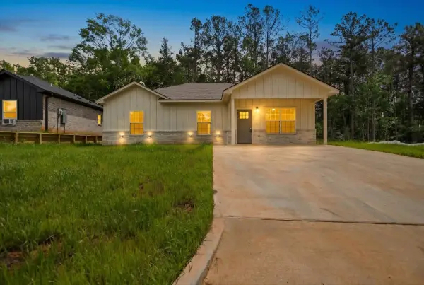 812 Grant Street, Jacksonville, TX 75766