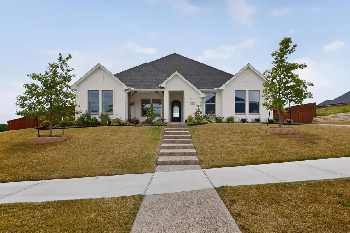10813 Alta Sierra Drive, Benbrook, TX 76126 - #1