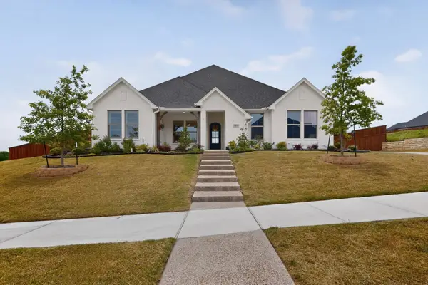10813 Alta Sierra Drive, Benbrook, TX 76126