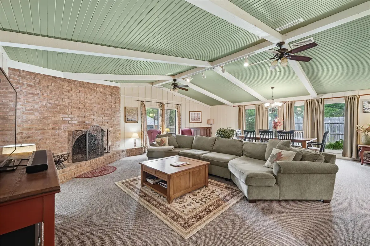 372 Lakepoint Loop, Pottsboro, TX 75076 - #1