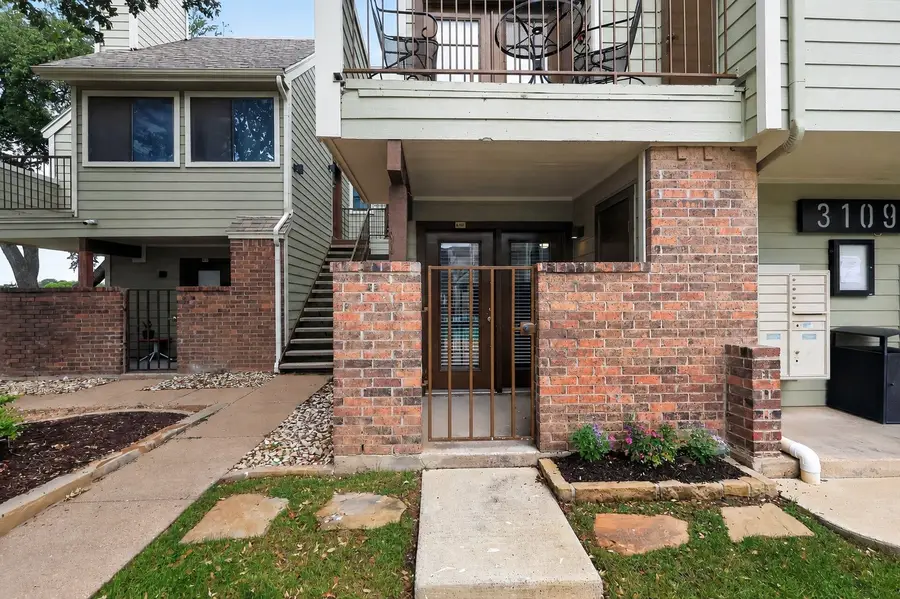 3109 Sondra Drive #107, Fort Worth, TX 76107 - #2