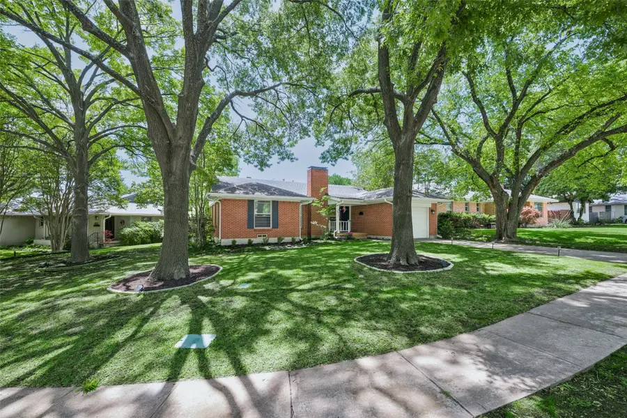 733 Kirkwood Drive, Dallas, TX 75218 - #2