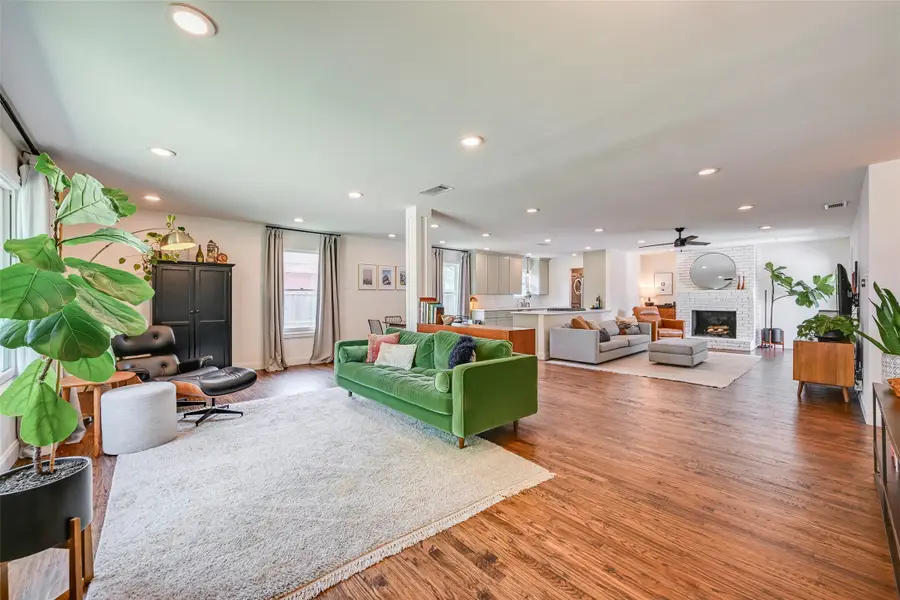 5815 Clendenin Avenue, Dallas, TX 75228 - #3