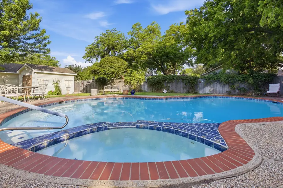 1609 Comanche Trail, Garland, TX 75043 - #2