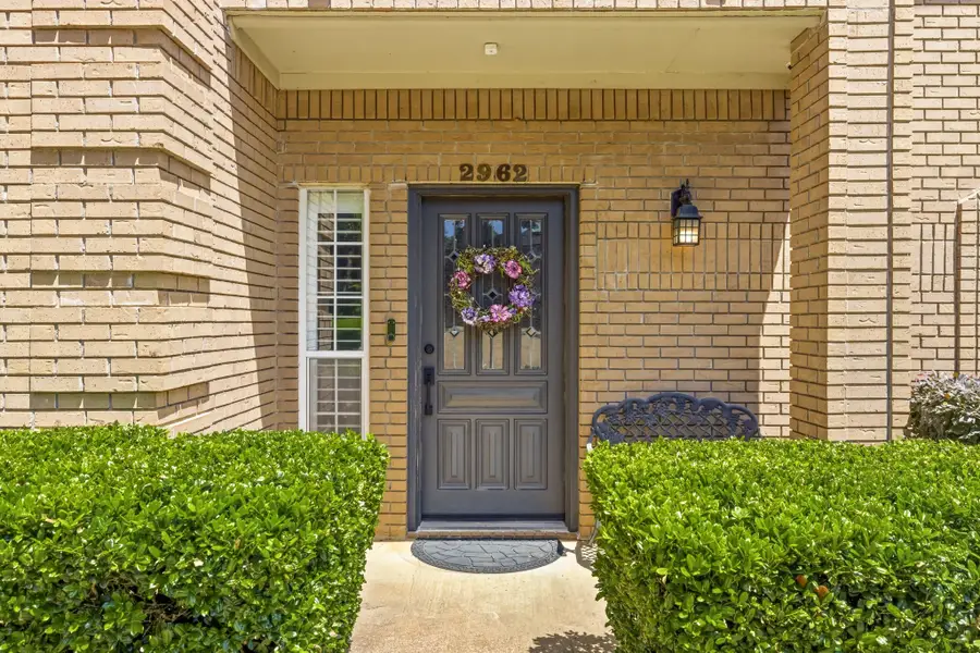 2962 Woodland Hills Drive, Grapevine, TX 76051 - #2
