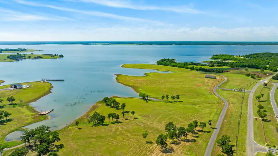 623 Lakeshore Terrace, Windom, TX 75492 - #2